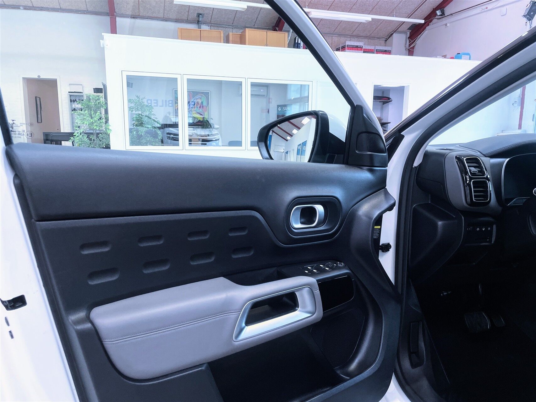 Billede af Citroën C5 Aircross 1,6 Plugin-hybrid Feel EAT8 225HK 5d 8g Aut.
