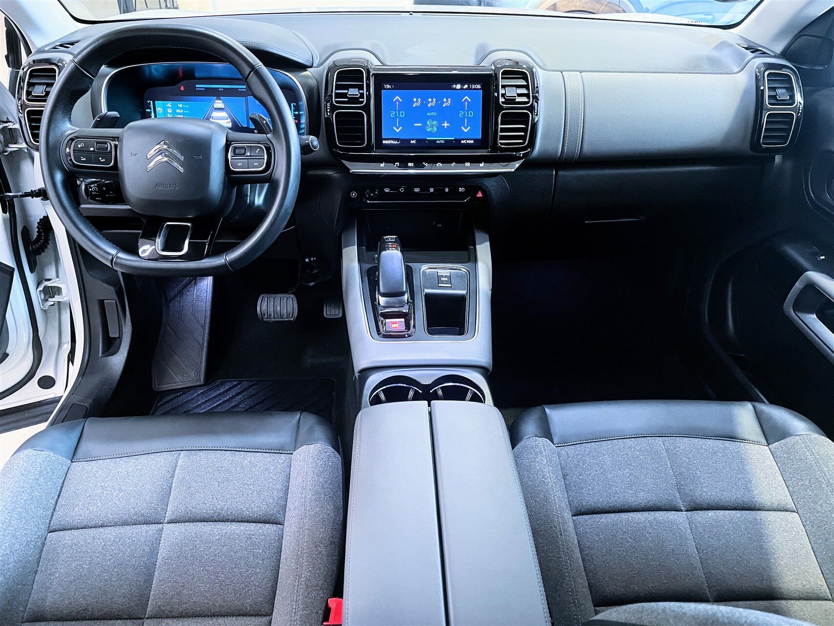 Billede af Citroën C5 Aircross 1,6 Plugin-hybrid Feel EAT8 225HK 5d 8g Aut.