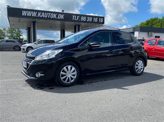 Peugeot 208 1,2 VTi Allure Sky 82HK 5d