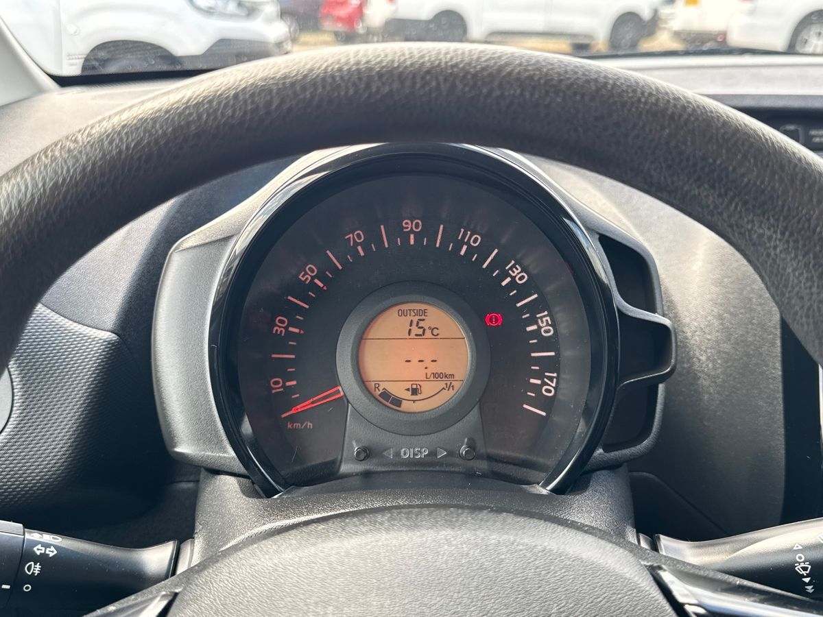 Billede af Citroën C1 1,0 VTi Shine 72HK 5d