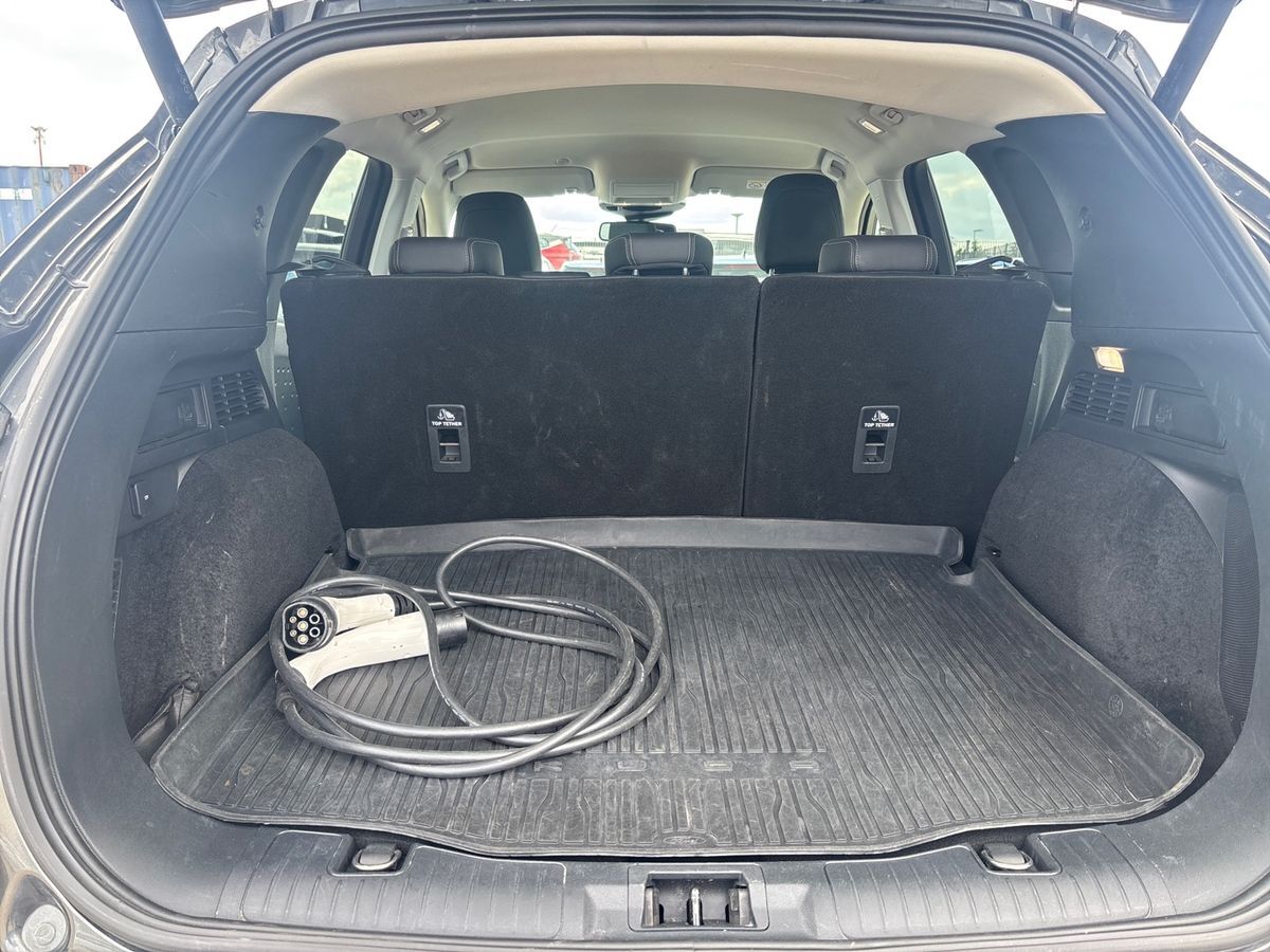 Billede af Ford Kuga 2,5 EcoBoost  Hybrid Vignale CVT 190HK 5d 8g Aut.