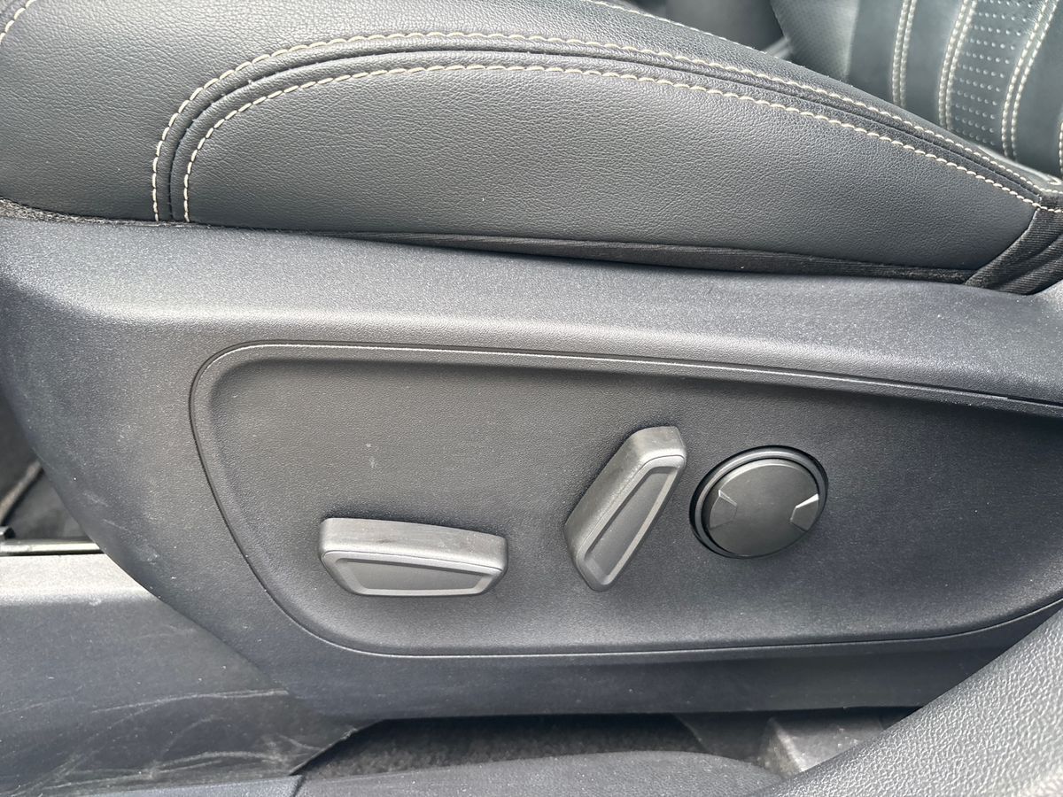 Billede af Ford Kuga 2,5 EcoBoost  Hybrid Vignale CVT 190HK 5d 8g Aut.