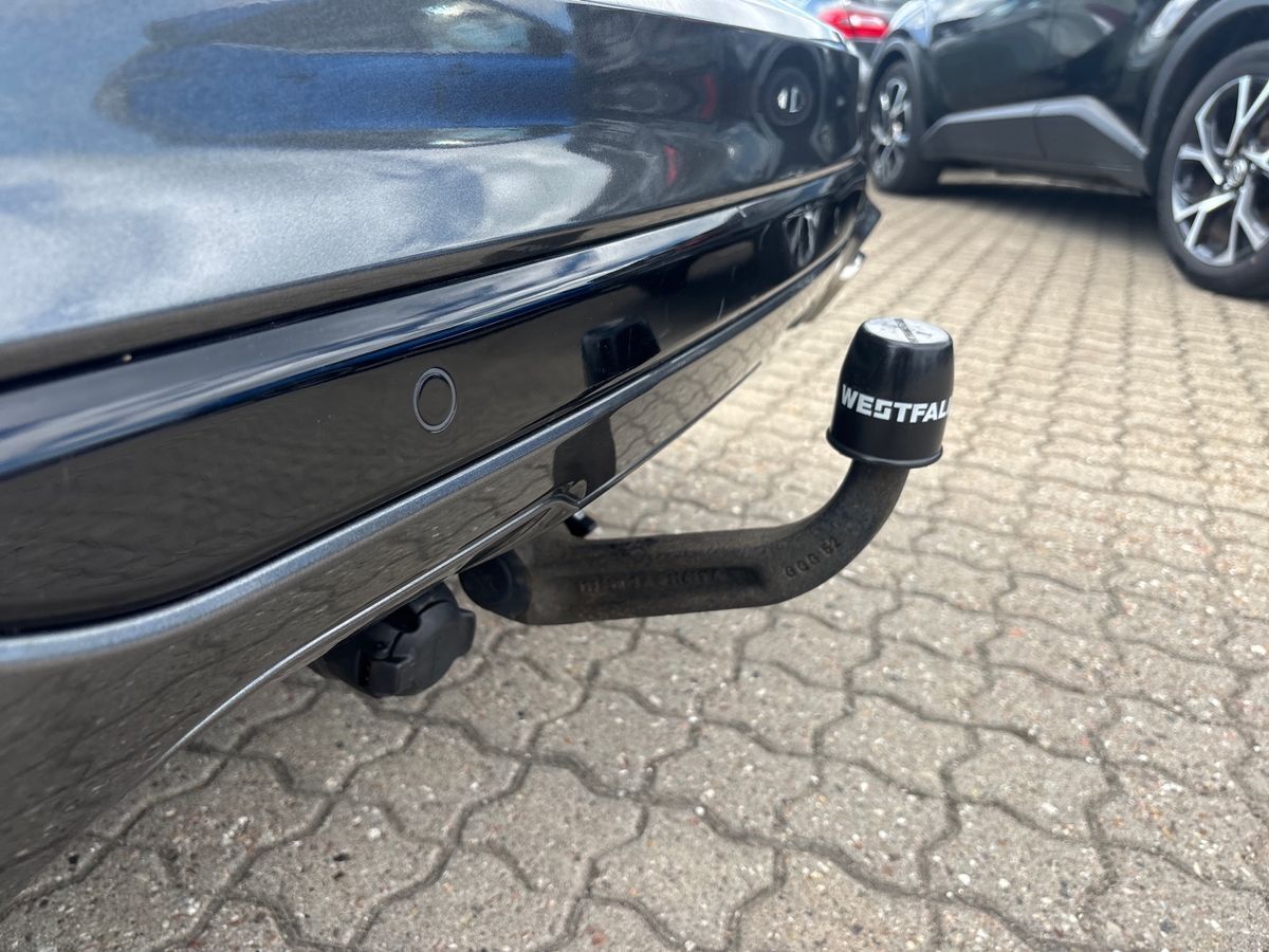 Billede af Ford Kuga 2,5 EcoBoost  Hybrid Vignale CVT 190HK 5d 8g Aut.