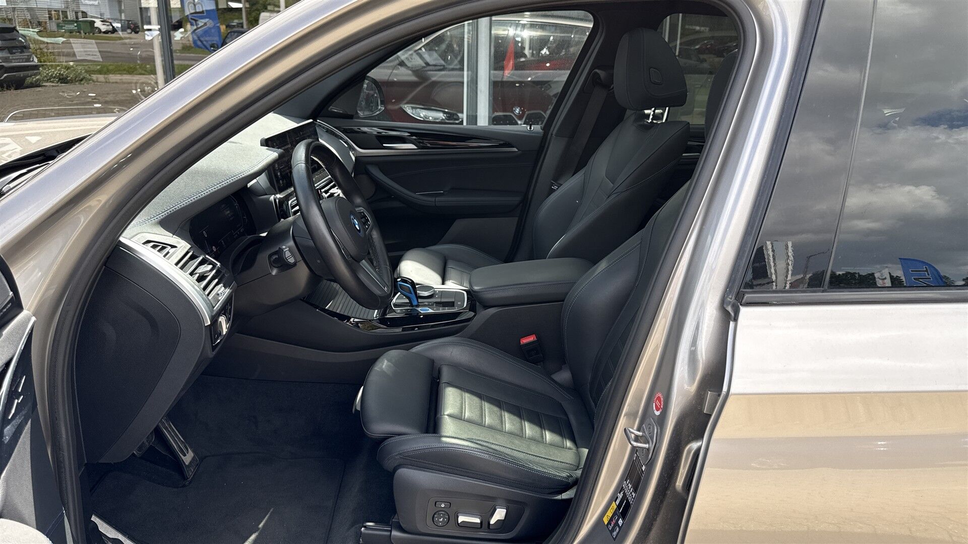 Billede af BMW iX3 EL M-Sport Charged Plus 286HK 5d Aut.