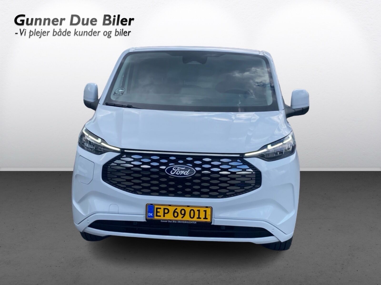 Billede af Ford E-Transit Custom 320 L2H1 EL Limited 218HK Van Aut.
