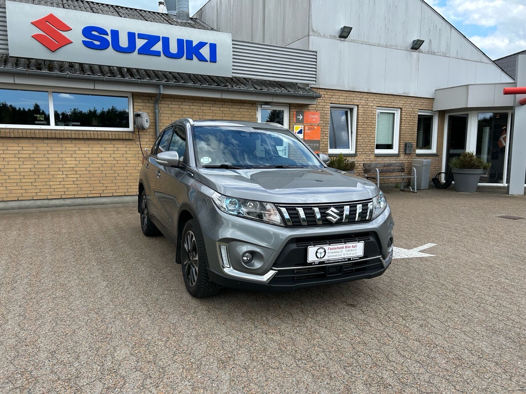 Billede af Suzuki Vitara 1,4 Boosterjet Adventure 140HK 5d 6g Aut.
