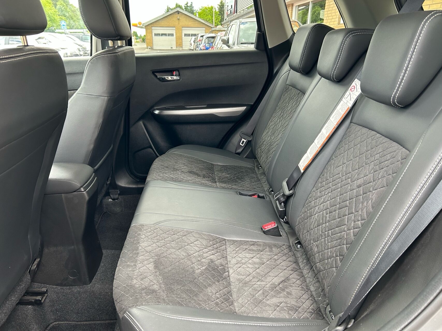 Billede af Suzuki Vitara 1,4 Boosterjet Adventure 140HK 5d 6g Aut.