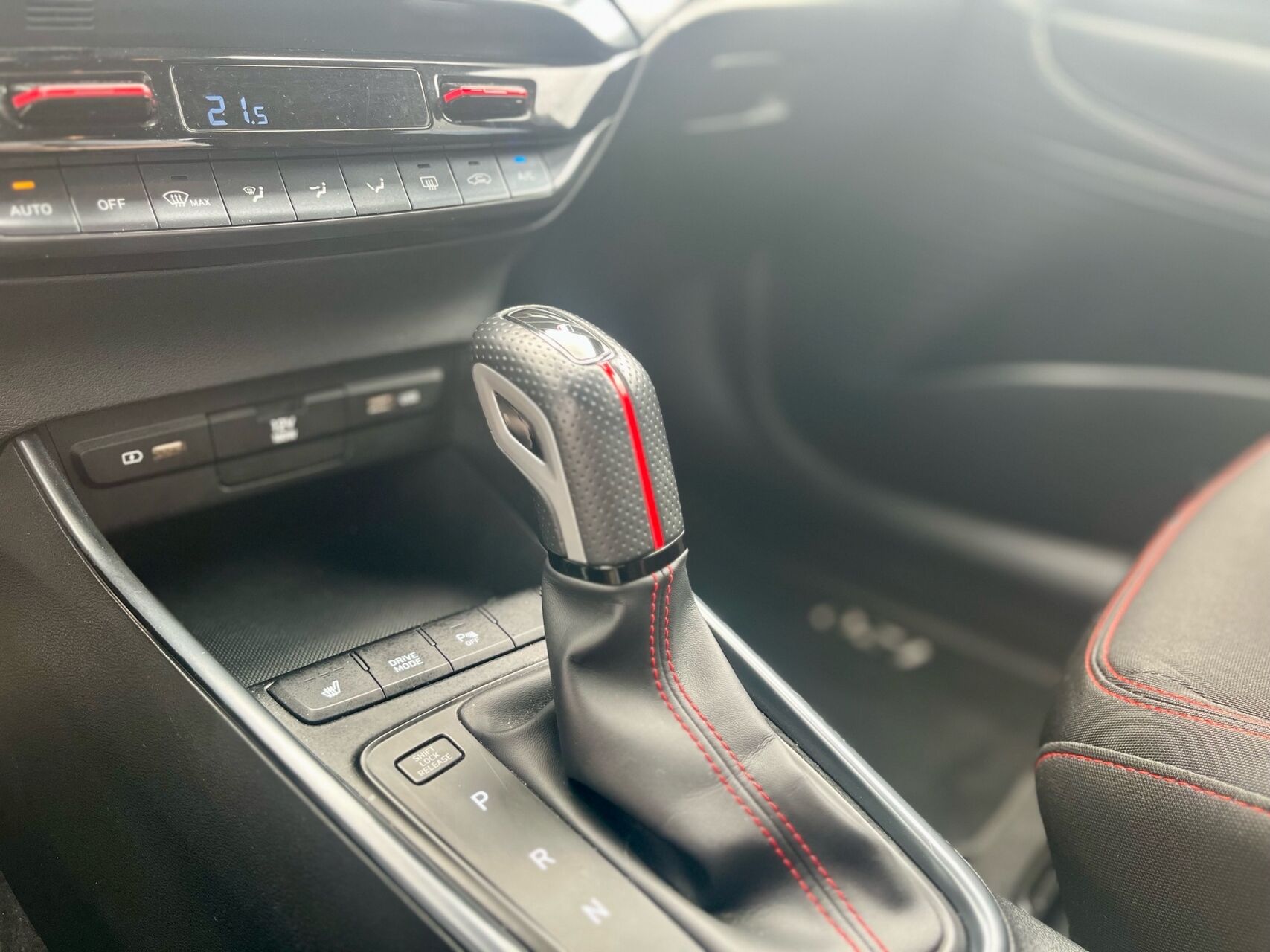 Billede af Hyundai i20 1,0 T-GDI N-Line DCT 100HK 5d 7g Aut.