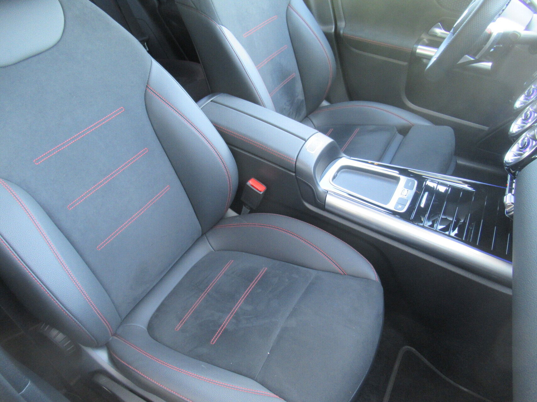 Billede af Mercedes-Benz EQA 250+ EL AMG Advance Plus 190HK 5d Aut.