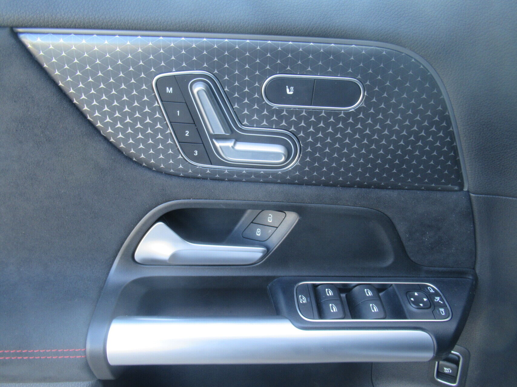 Billede af Mercedes-Benz EQA 250+ EL AMG Premium 190HK 5d Aut.