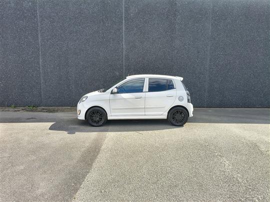 Kia Picanto 1,1 Sport 65HK 5d