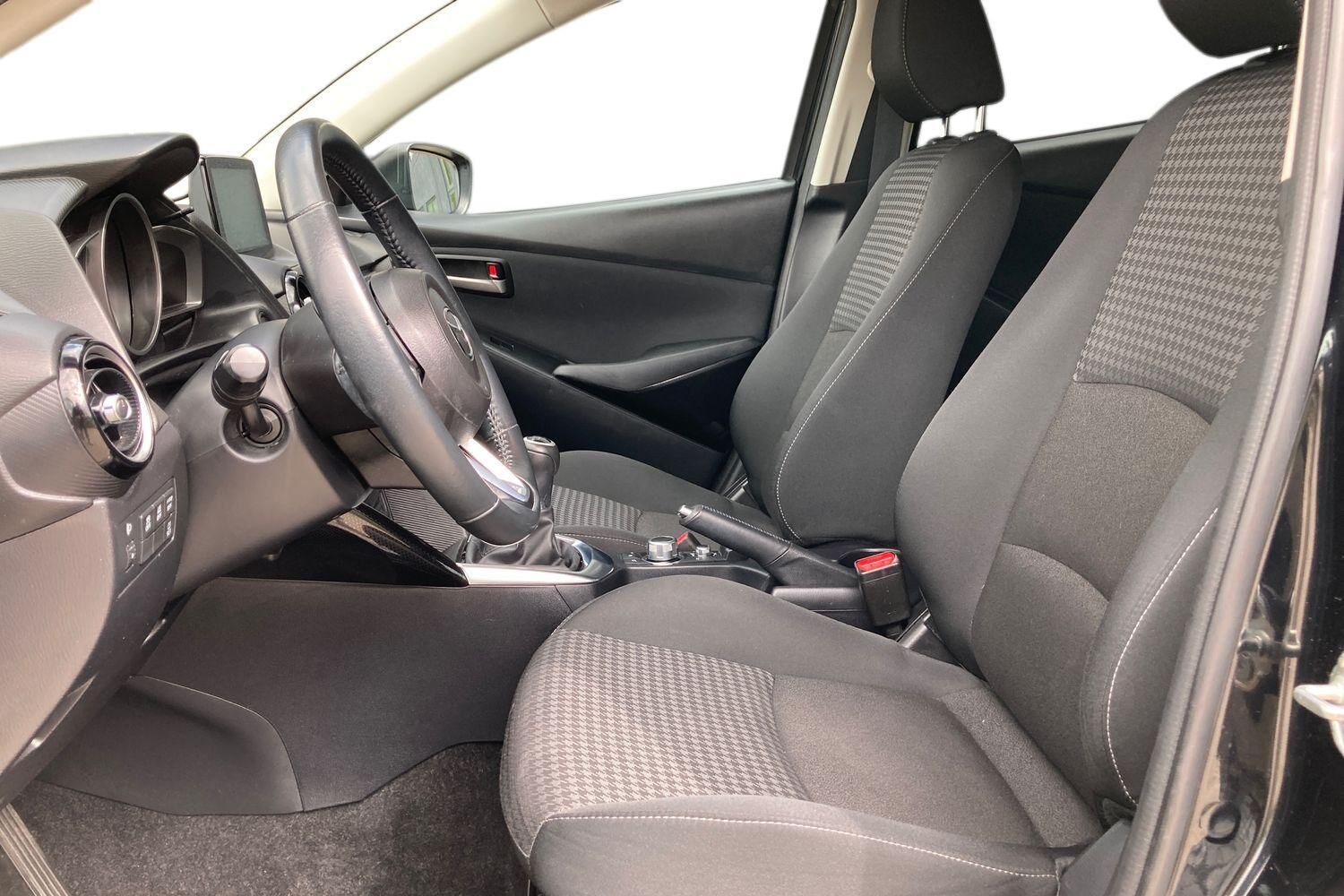 Billede af Mazda 2 1,5 Skyactiv-G Niseko 90HK 5d
