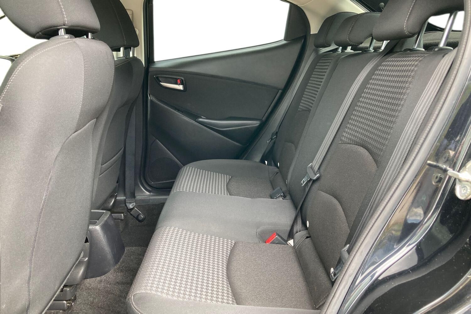Billede af Mazda 2 1,5 Skyactiv-G Niseko 90HK 5d