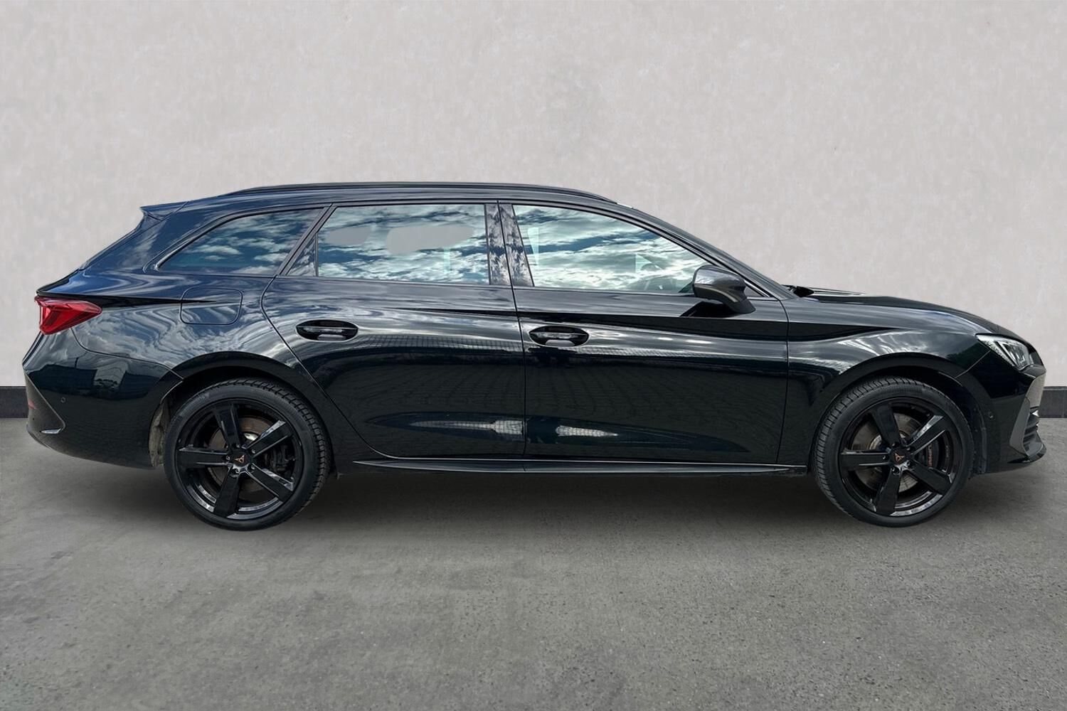 Billede af Cupra Leon Sportstourer 1,4 TSI  Plugin-hybrid DSG 245HK Stc 6g Aut.