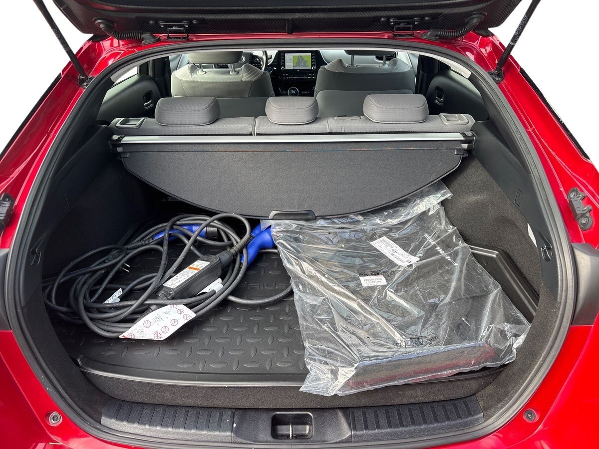 Billede af Toyota Prius Plug-in 1,8 Plugin-hybrid H3 Smartpakke 122HK 5d Aut.