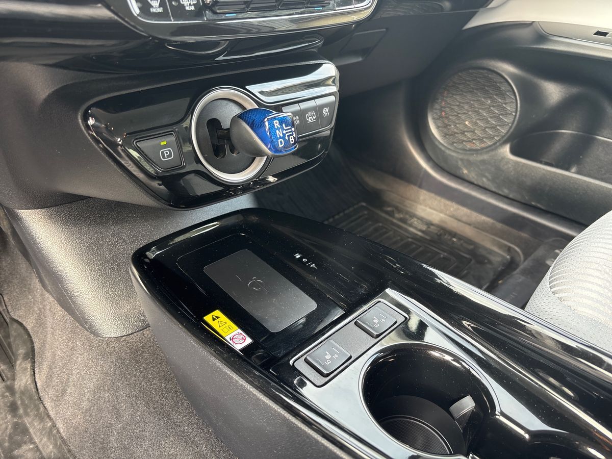 Billede af Toyota Prius Plug-in 1,8 Plugin-hybrid H3 Smartpakke 122HK 5d Aut.