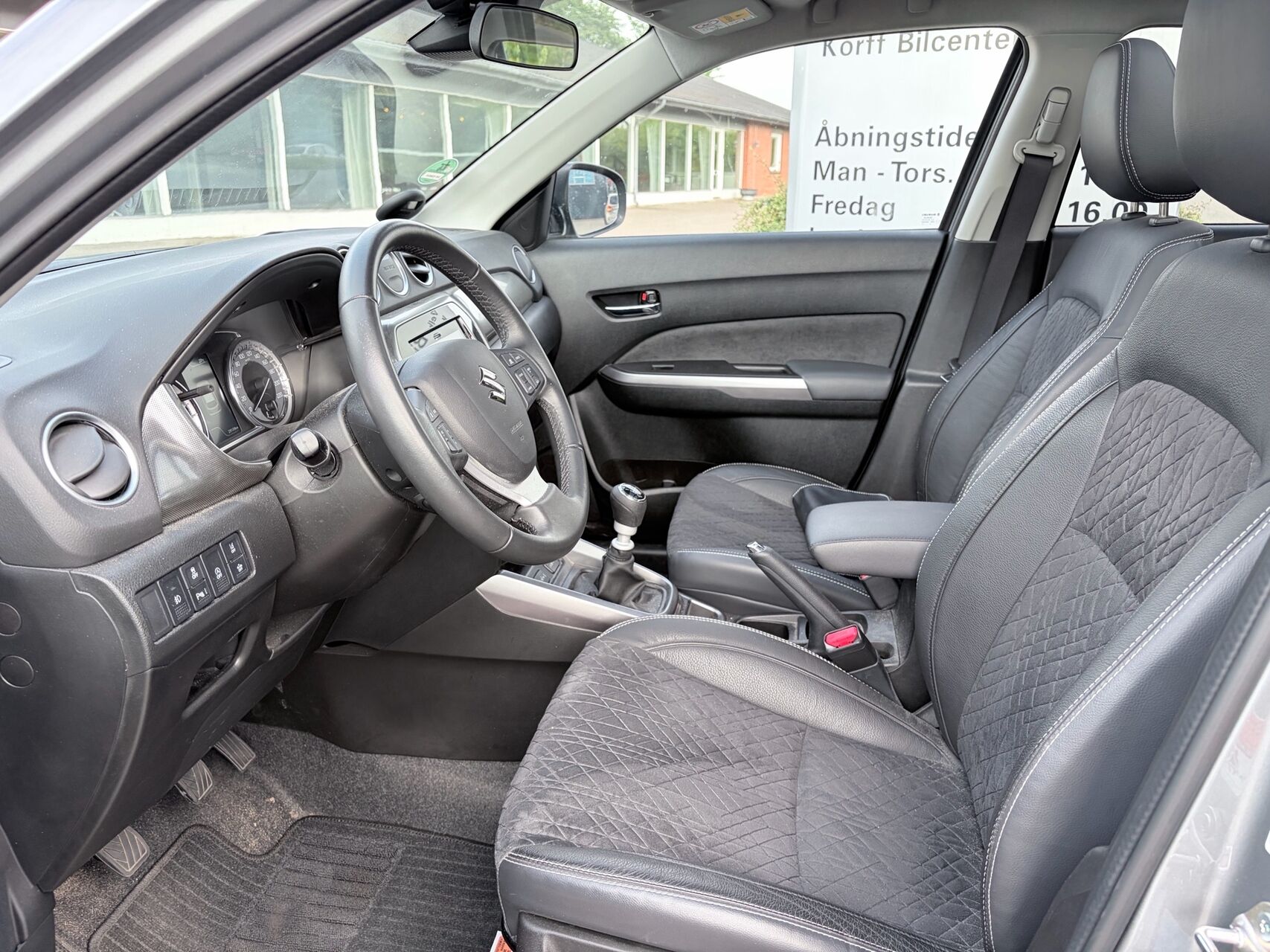 Billede af Suzuki Vitara 1,4 Boosterjet  Mild hybrid Adventure 129HK 5d 6g