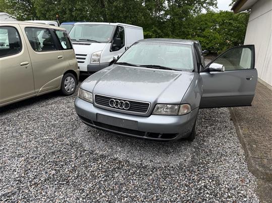 Audi A4 1,8 T 150HK Aut.