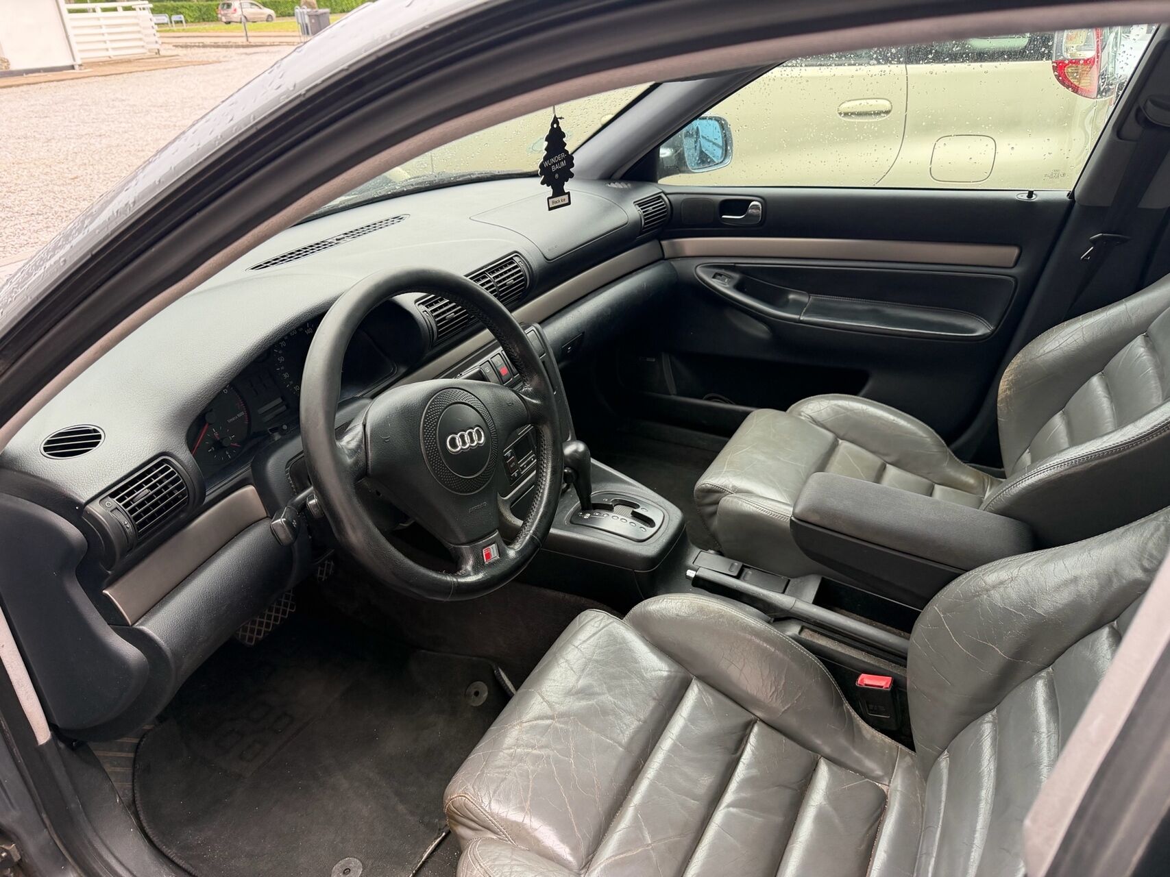 Billede af Audi A4 1,8 T 150HK Aut.