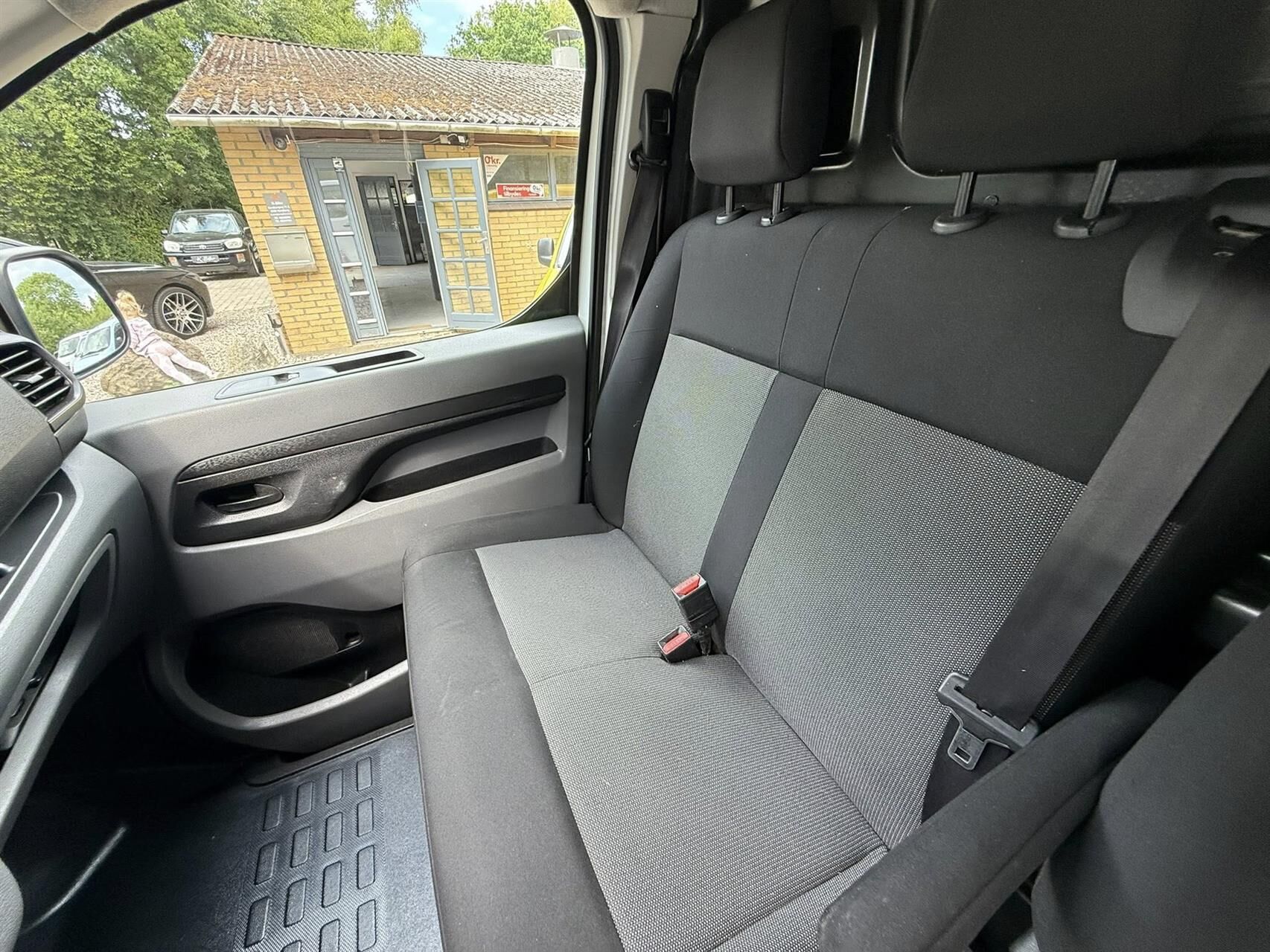 Billede af Peugeot Expert L3 Plus 2,0 BlueHDi 120HK Van 6g