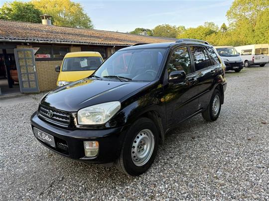 Toyota RAV4 2,0 4x4 150HK Van
