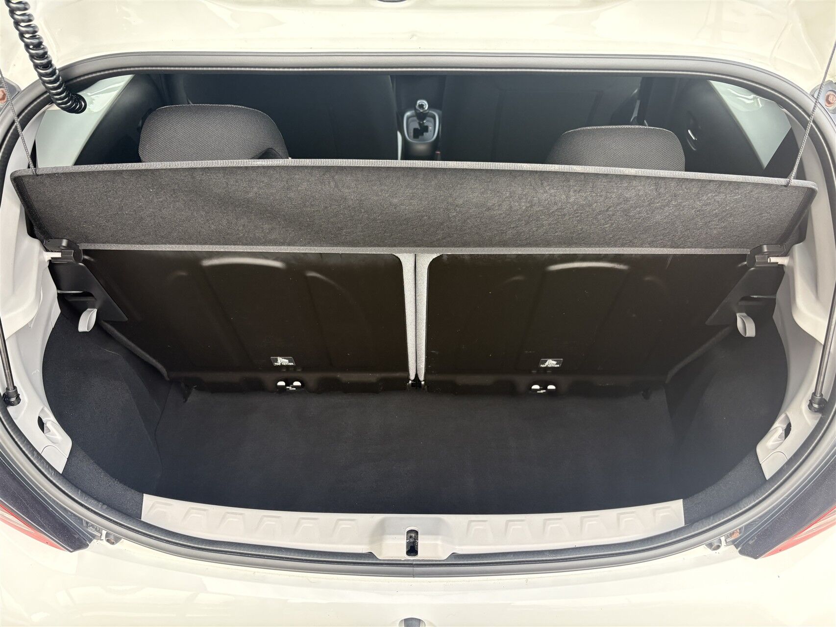 Billede af Toyota Aygo 1,0 VVT-I X-play + Go-pakke + Connect X-Shift 72HK 5d Aut.
