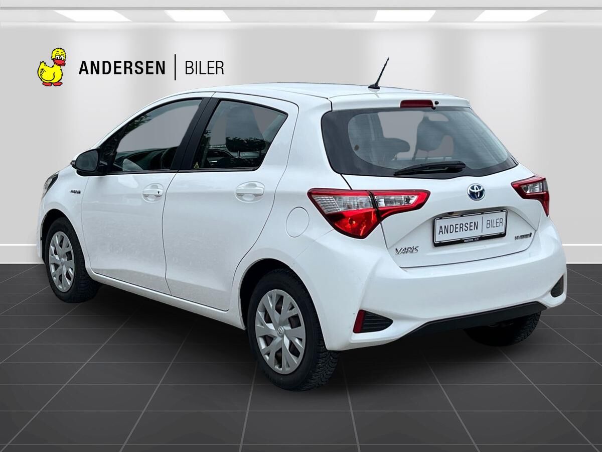 Billede af Toyota Yaris 1,5 Hybrid H2 E-CVT 100HK 5d Trinl. Gear