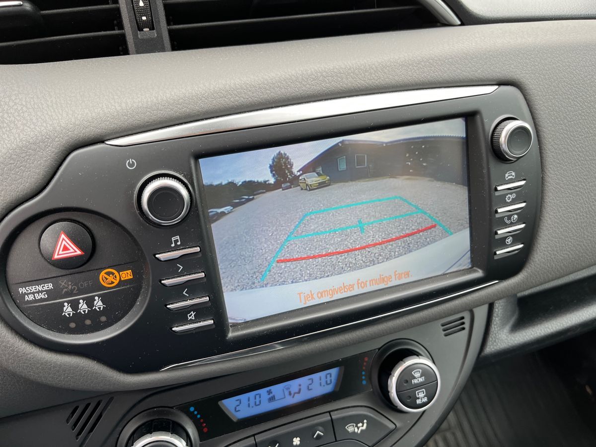 Billede af Toyota Yaris 1,5 Hybrid H2 E-CVT 100HK 5d Trinl. Gear