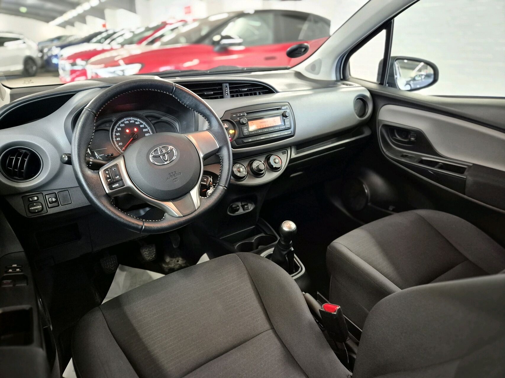 Billede af Toyota Yaris 1,0 VVT-I T1 Style 69HK 5d