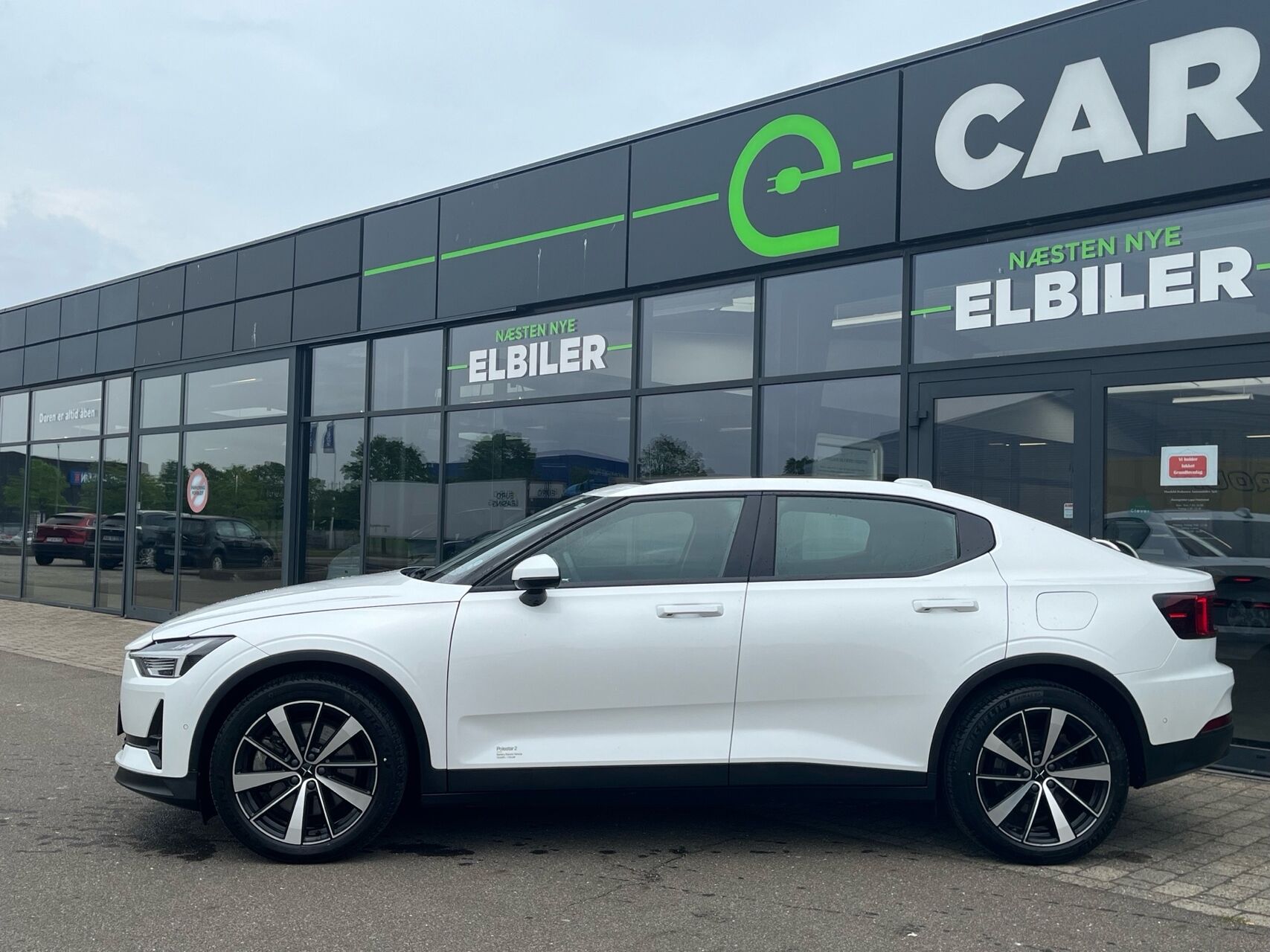 Billede af Polestar 2 EL Long range Single motor Plus 231HK 5d Aut.