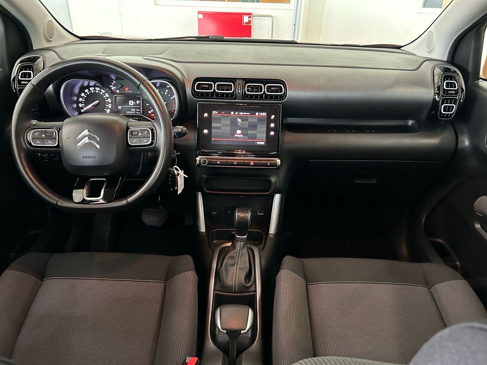 Billede af Citroën C3 Aircross 1,2 PureTech Iconic EAT6 start/stop 110HK 5d 6g Aut.
