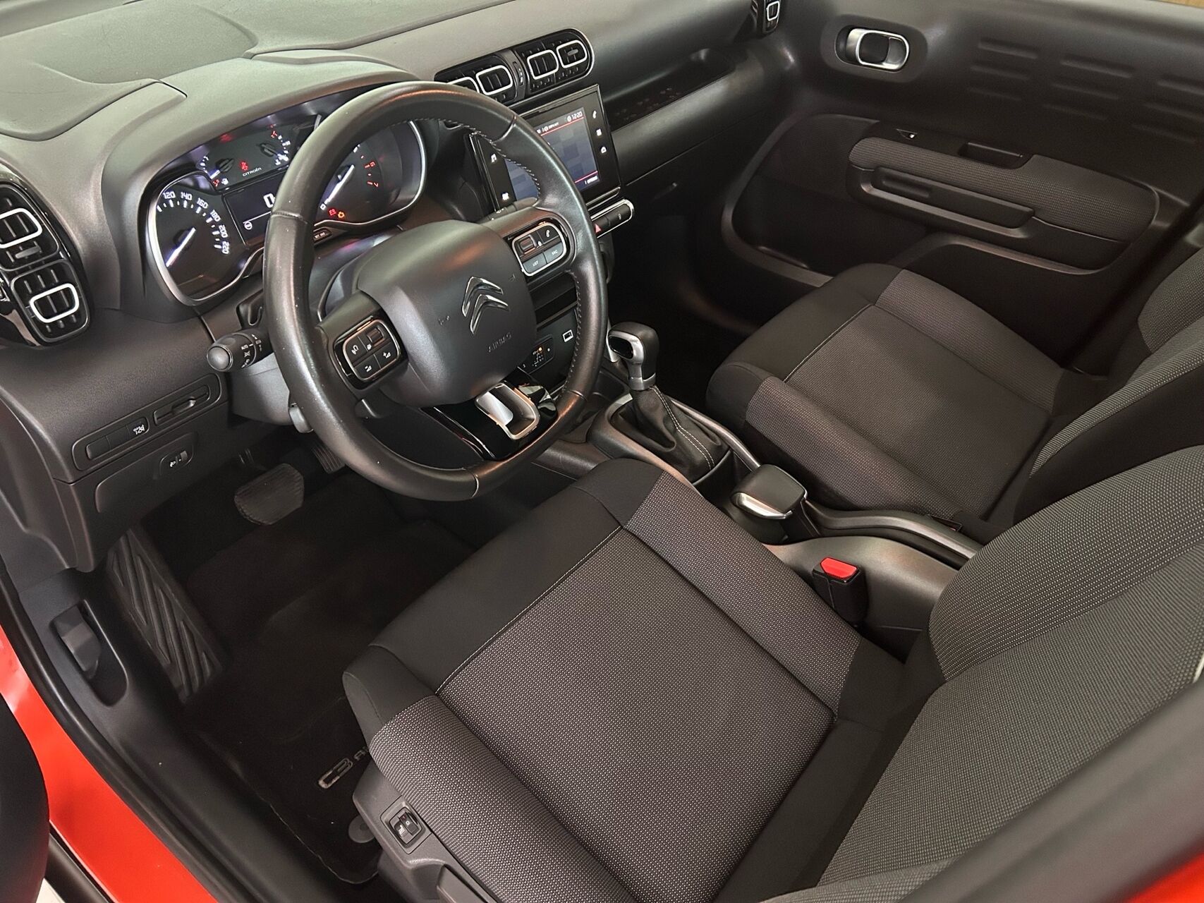 Billede af Citroën C3 Aircross 1,2 PureTech Iconic EAT6 start/stop 110HK 5d 6g Aut.