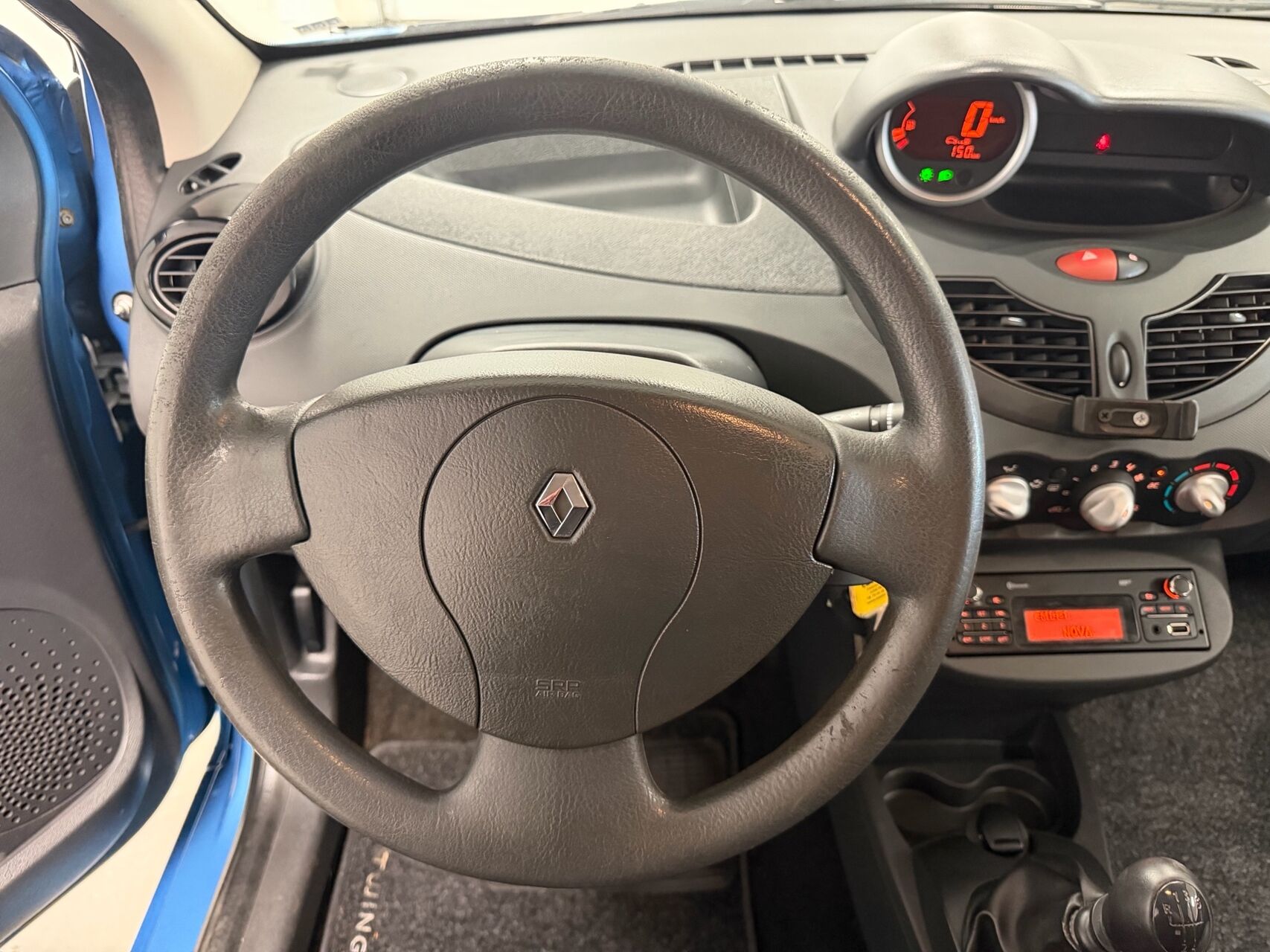 Billede af Renault Twingo 1,2 16V Authentique 75HK 3d