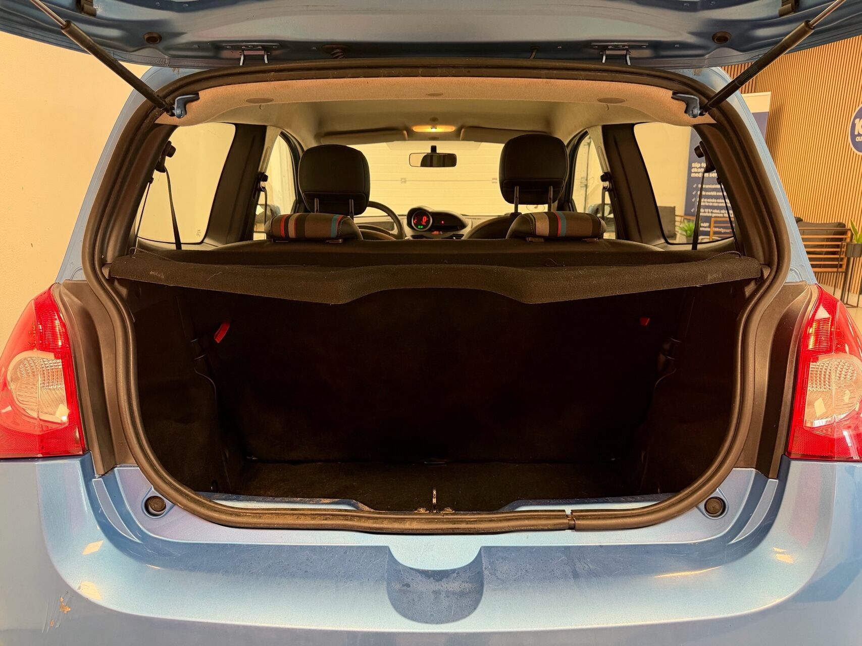 Billede af Renault Twingo 1,2 16V Authentique 75HK 3d