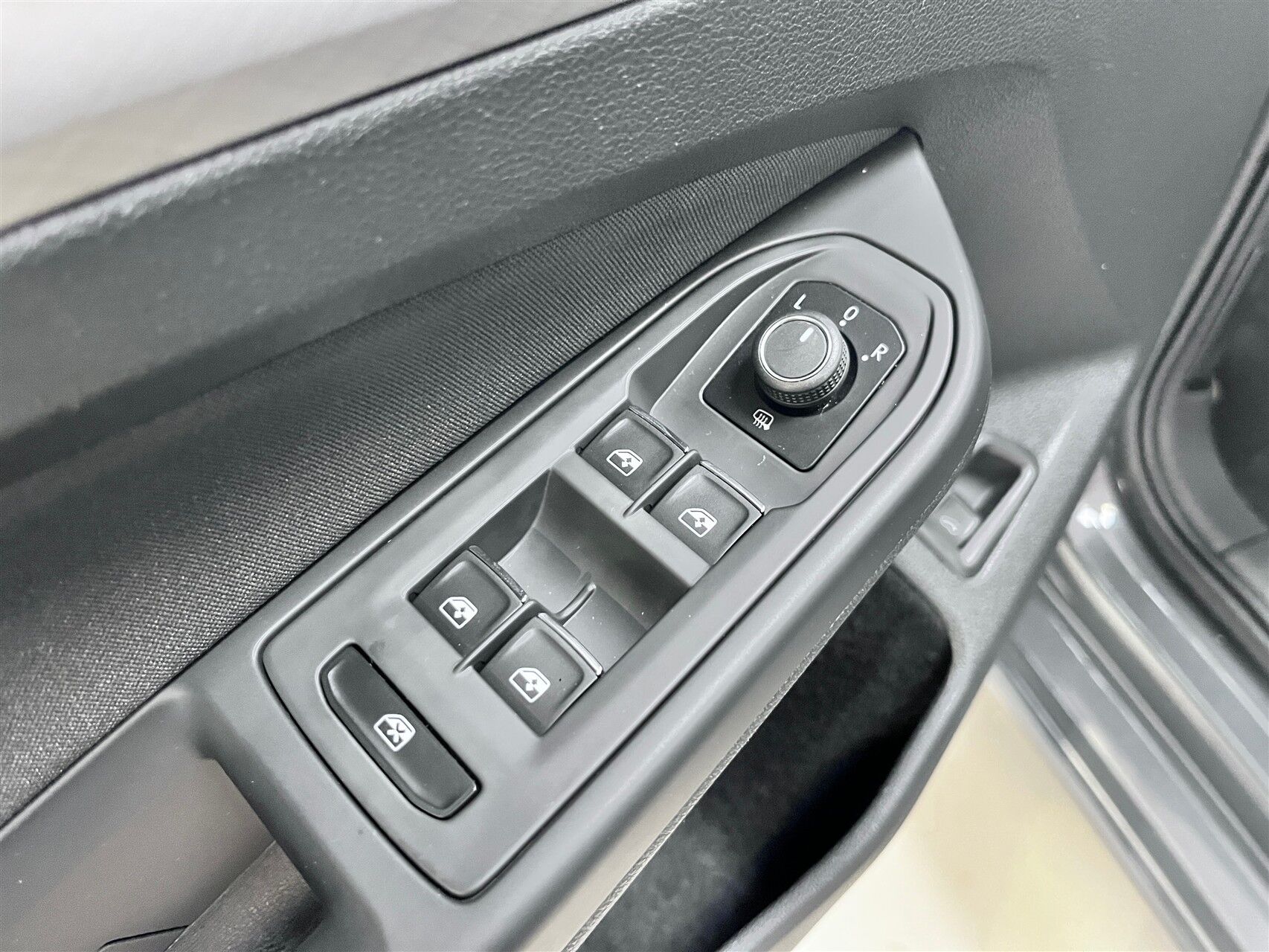 Billede af VW Golf Variant 1,5 eTSI  Mild hybrid Life DSG 130HK Stc 7g Aut.