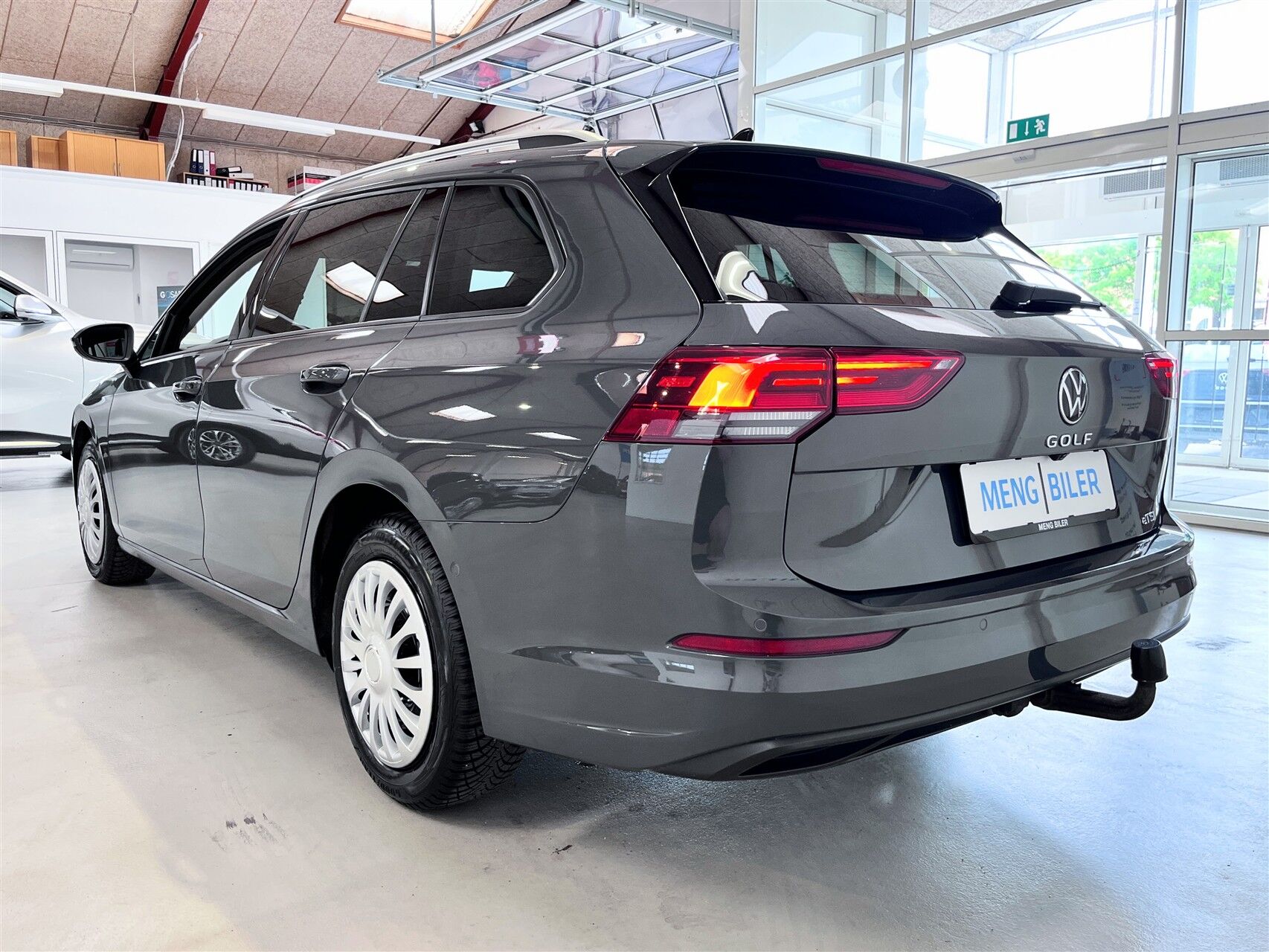 Billede af VW Golf Variant 1,5 eTSI  Mild hybrid Life DSG 130HK Stc 7g Aut.