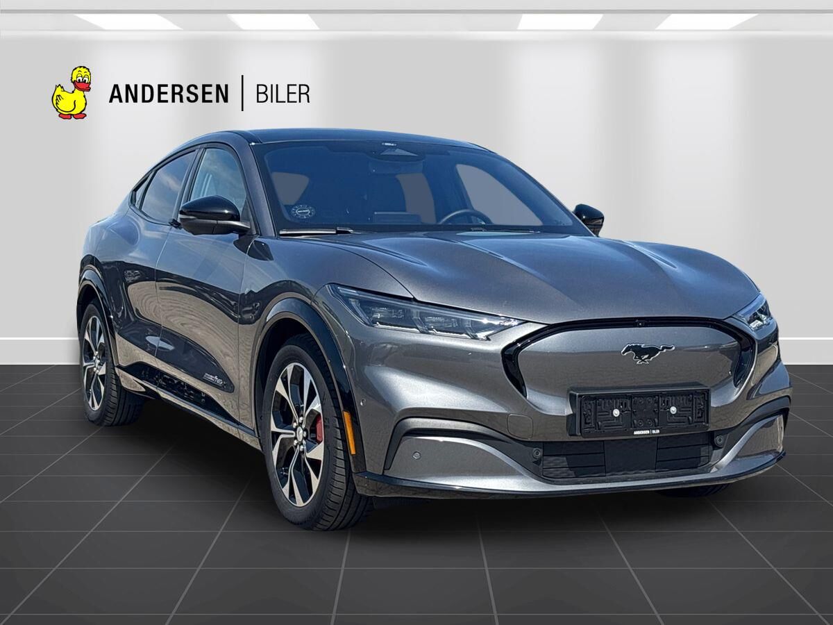 Billede af Ford Mustang Mach-E EL UR Premium AWD 351HK 5d Aut.