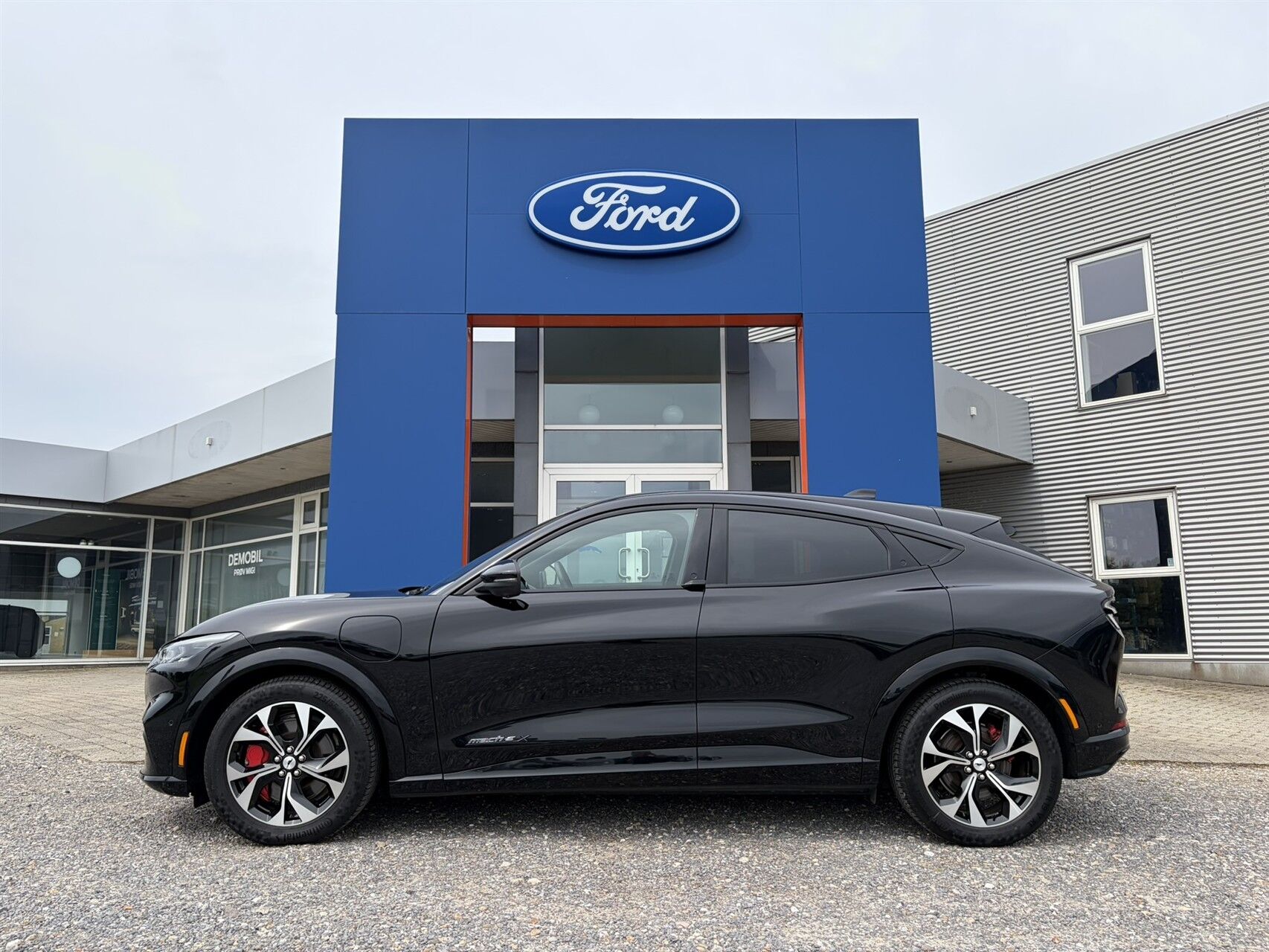 Billede af Ford Mustang Mach-E EL UR Premium 294HK 5d Aut.