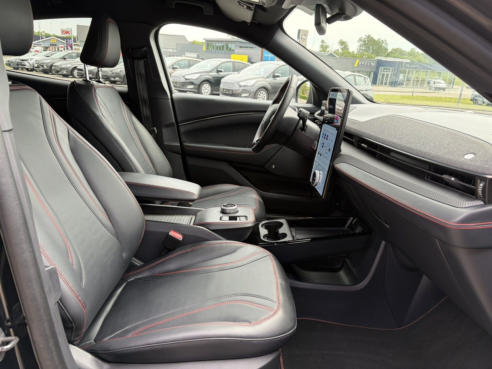 Billede af Ford Mustang Mach-E EL UR Premium 294HK 5d Aut.
