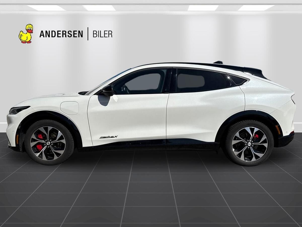 Billede af Ford Mustang Mach-E EL UR Premium 294HK 5d Aut.