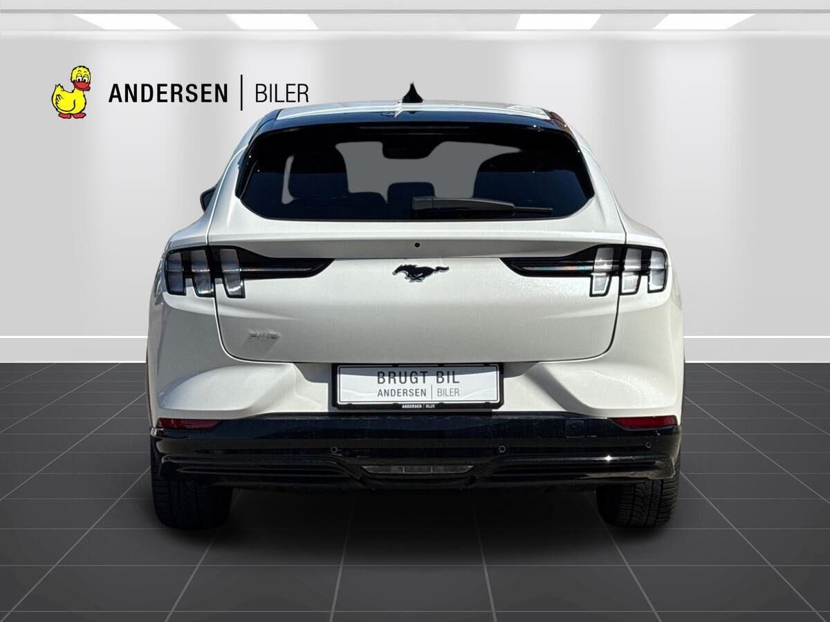 Billede af Ford Mustang Mach-E EL UR Premium 294HK 5d Aut.