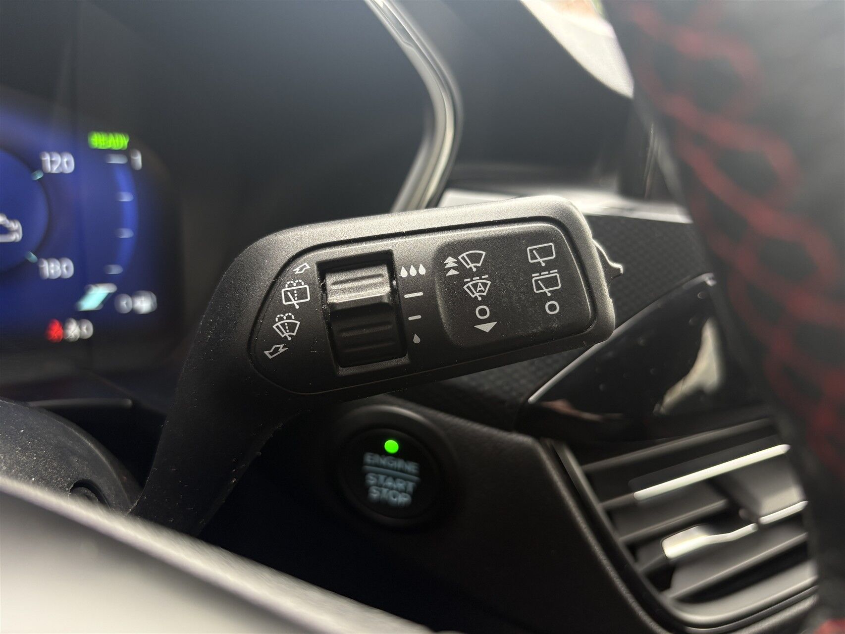 Billede af Ford Kuga 2,5 Plugin-hybrid ST-Line CVT 225HK 5d Trinl. Gear