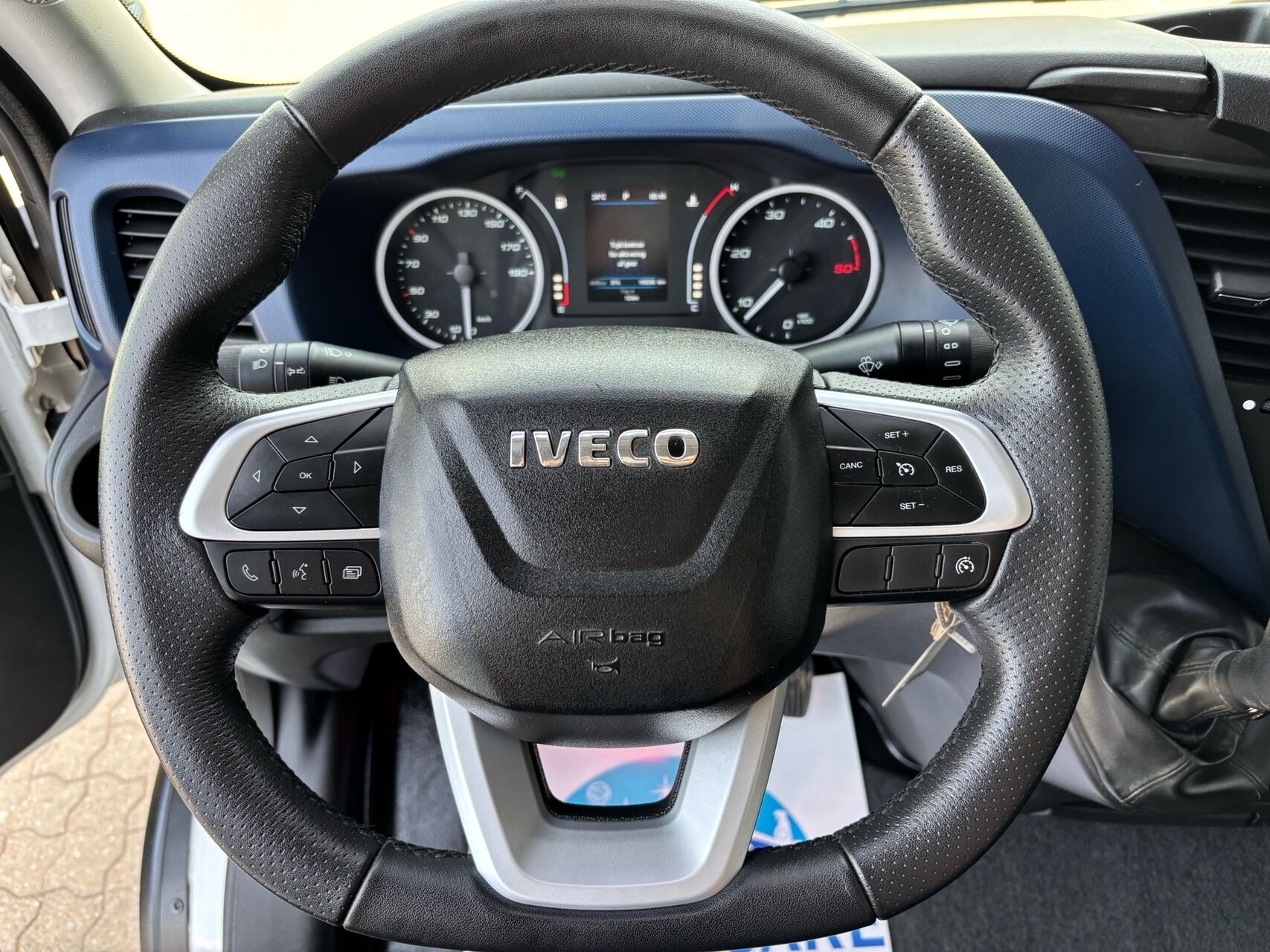 Billede af Iveco Daily 35C18 3750mm 3,0 D Hi-Matic 180HK DobKab 8g Aut.