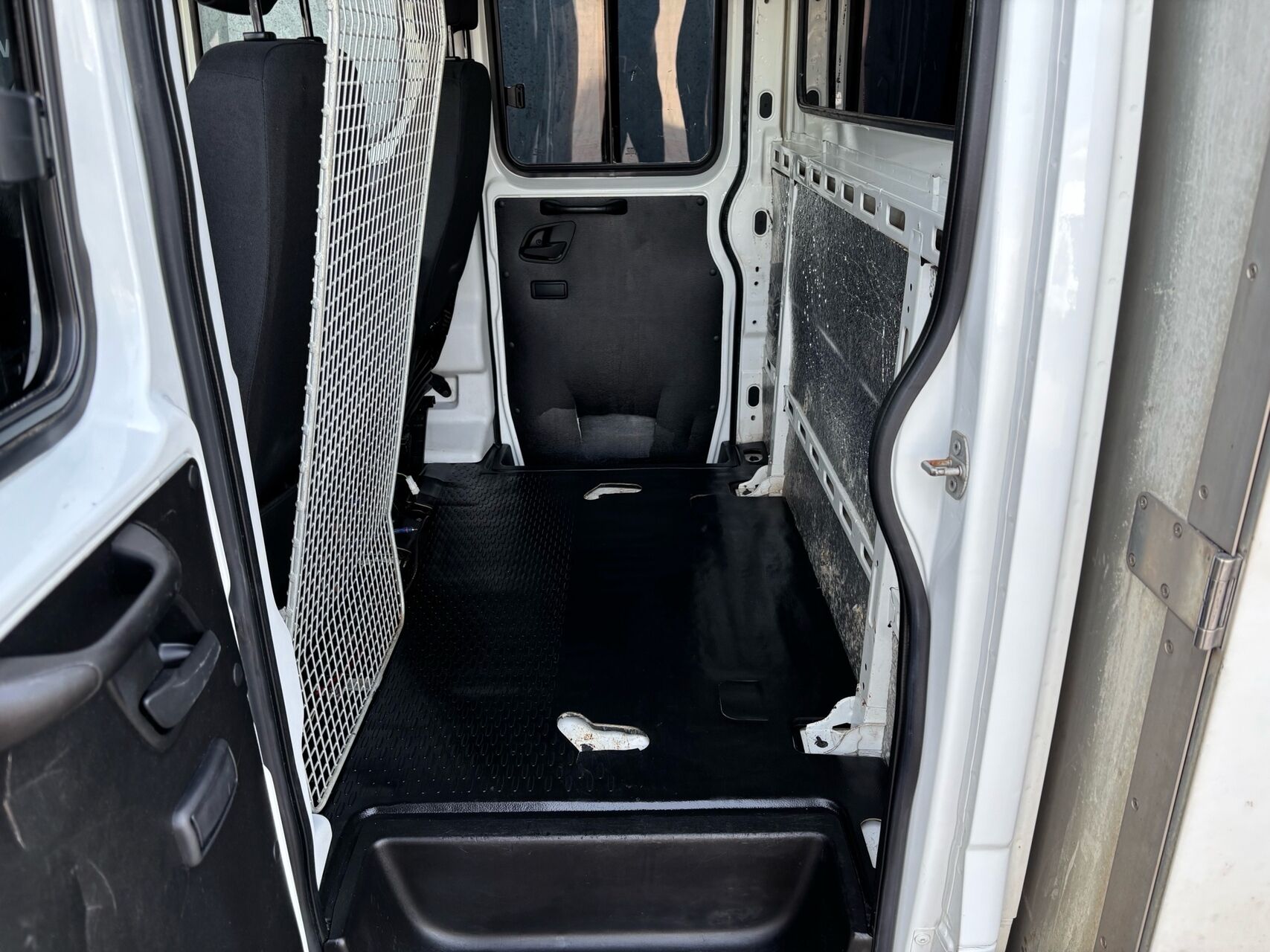 Billede af Iveco Daily 35C18 3750mm 3,0 D Hi-Matic 180HK DobKab 8g Aut.