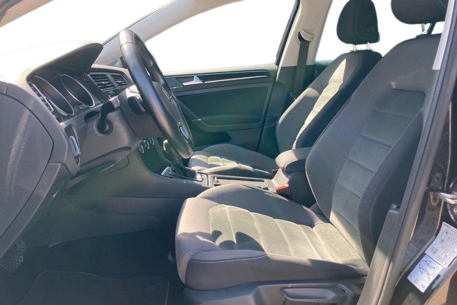 Billede af VW Golf 1,5 TSI BMT EVO Highline Connect DSG 150HK 5d 7g Aut.