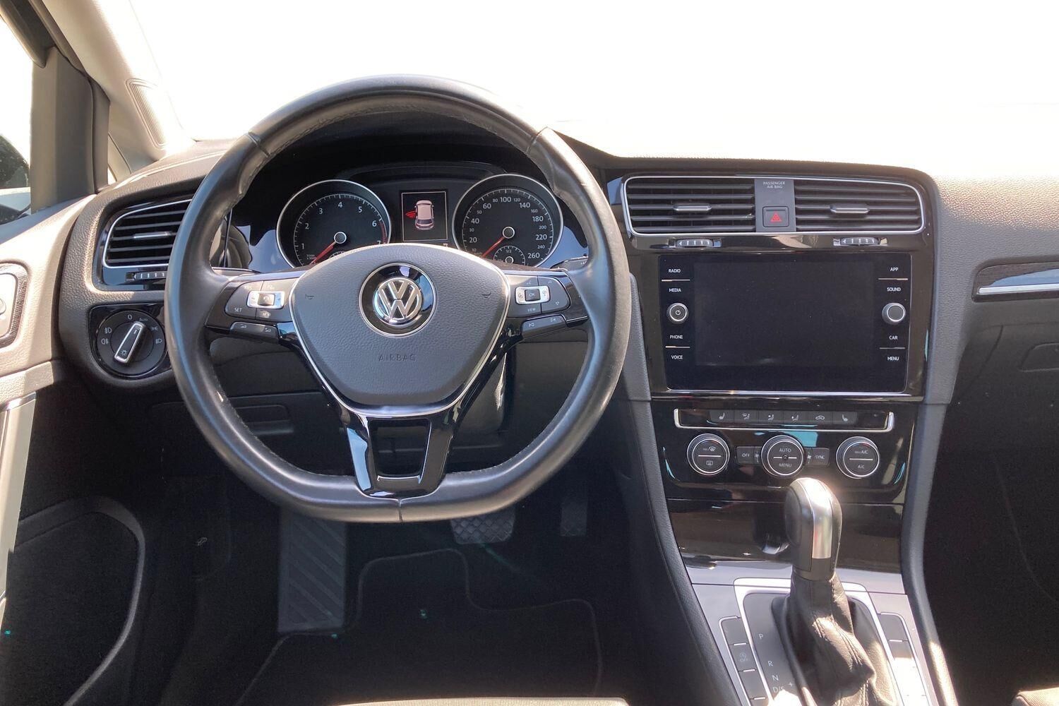 Billede af VW Golf 1,5 TSI BMT EVO Highline Connect DSG 150HK 5d 7g Aut.