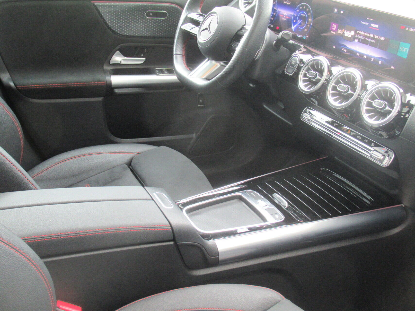 Billede af Mercedes-Benz EQA 250+ EL AMG Advance Plus 190HK 5d Aut.