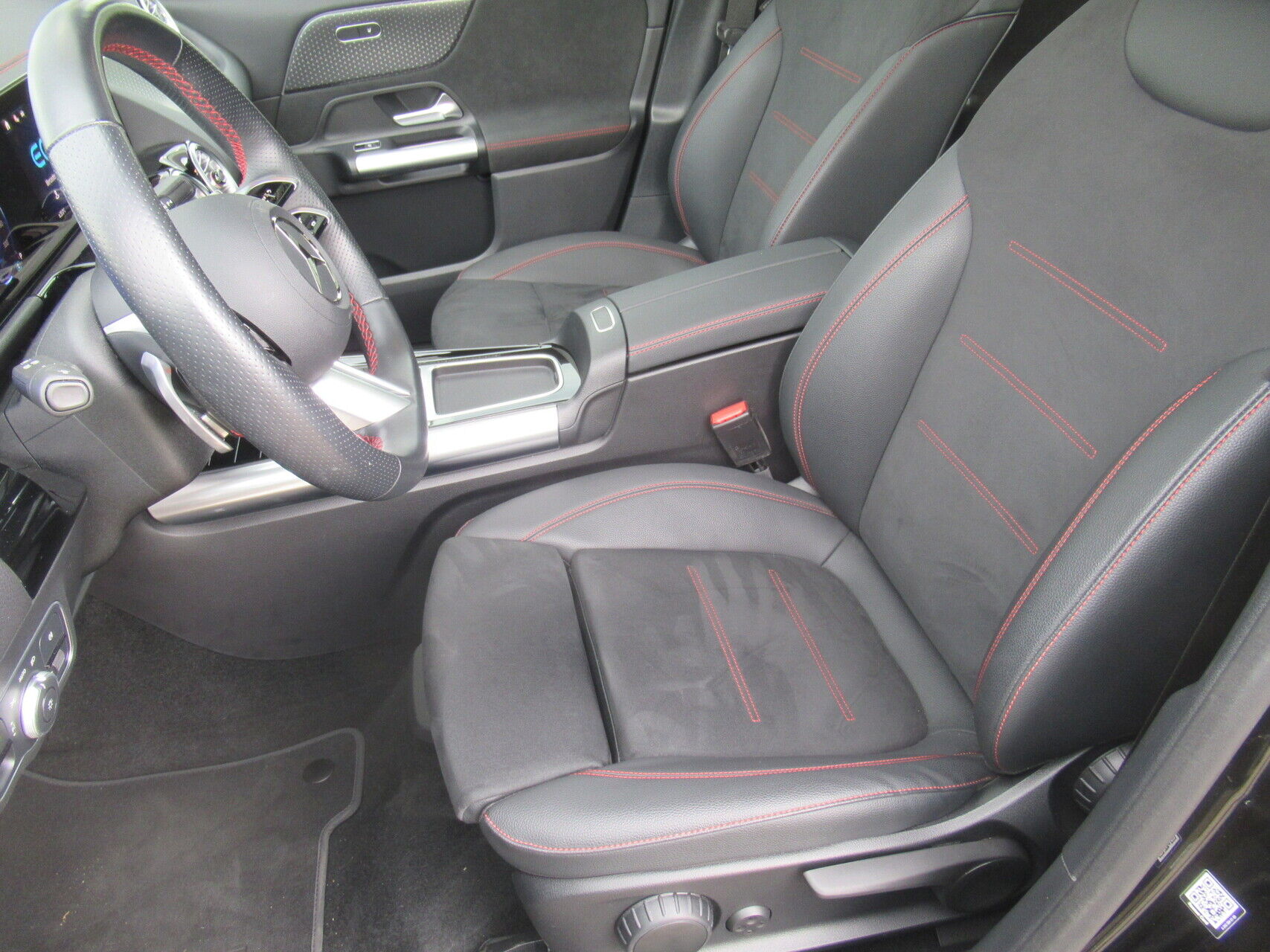 Billede af Mercedes-Benz EQA 250+ EL AMG Advance Plus 190HK 5d Aut.
