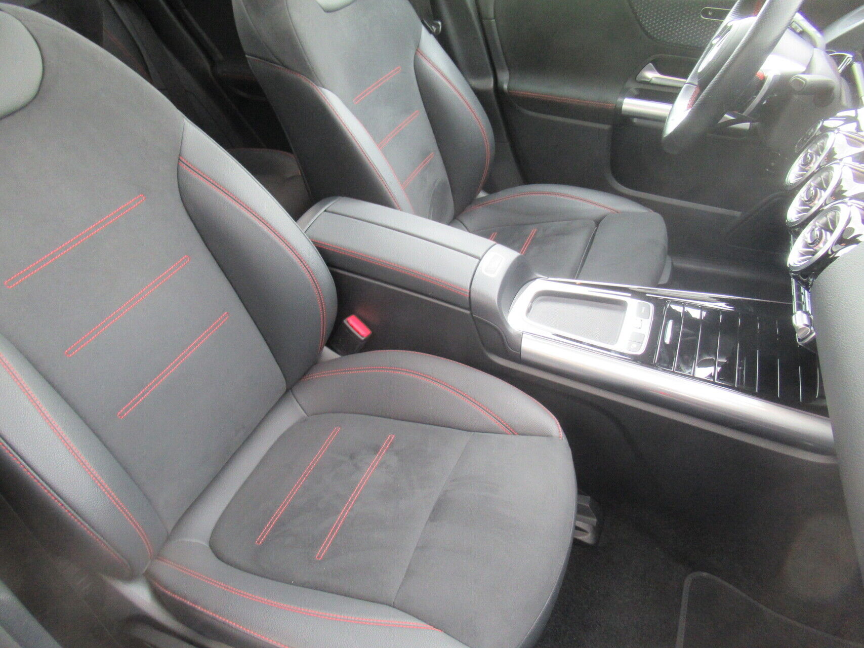 Billede af Mercedes-Benz EQA 250+ EL AMG Advance 190HK 5d Aut.