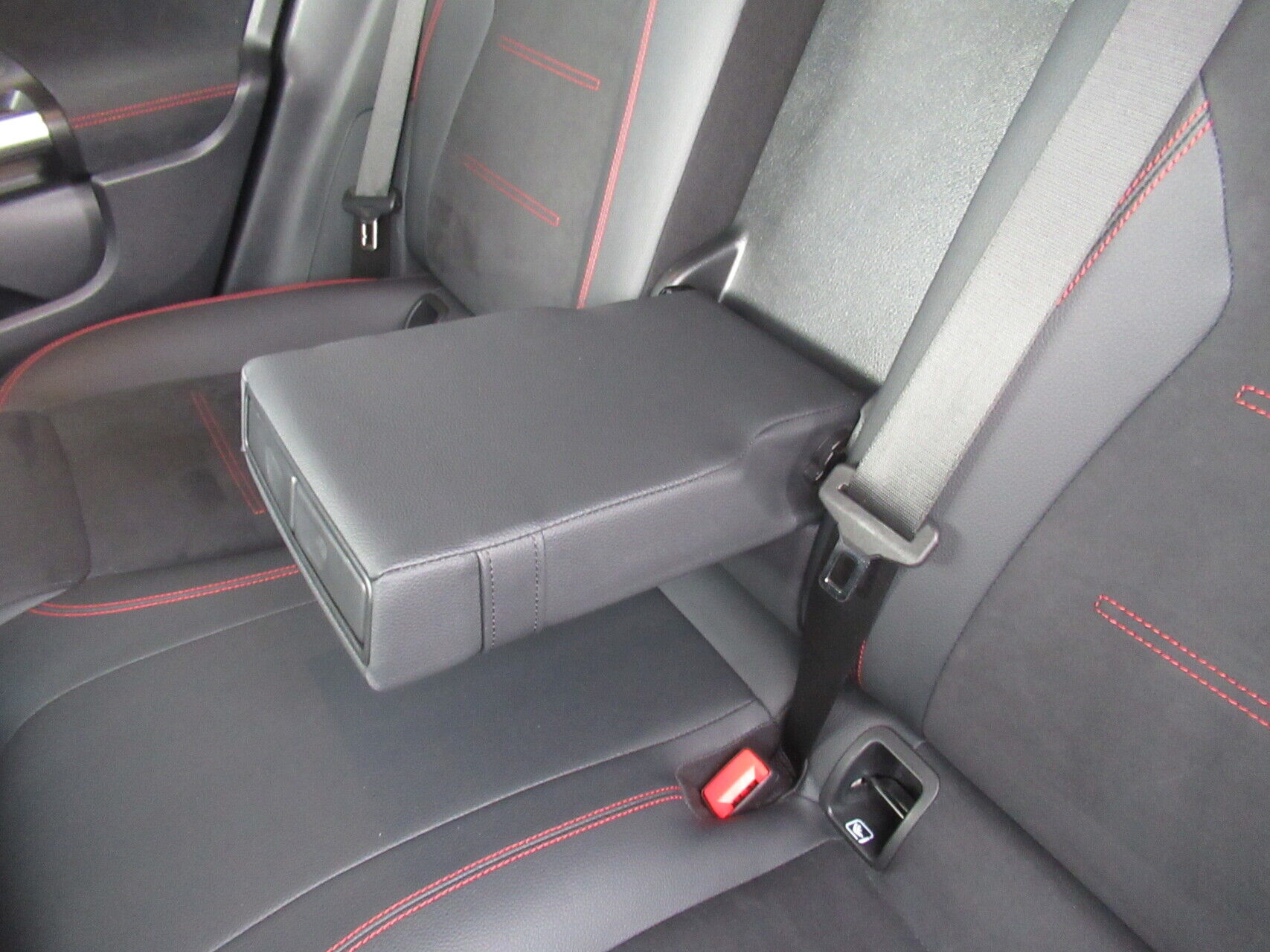 Billede af Mercedes-Benz EQA 250+ EL AMG Advance 190HK 5d Aut.